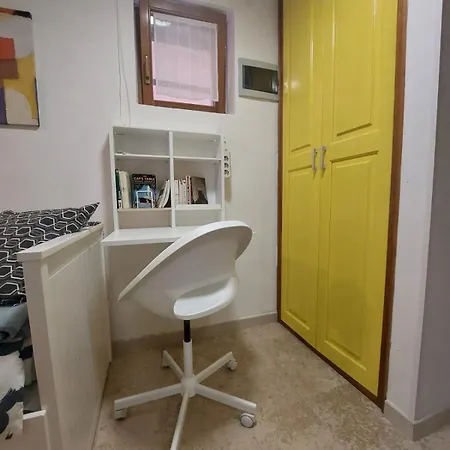 Apartment Mala Savicentska *